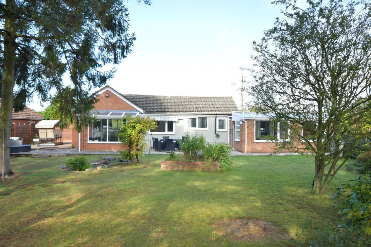 Hare Lodge Woodhall Spa Bagian luar foto